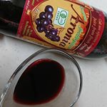 有機アロニア100%果汁 300ml入毎日30から50ml摂取するそうです❗アロニアはメディカルフルーツと言われるくらいのすごいフルーツなんやけど、天然ポリフェノールがブルーベリーの５倍も&hellip;のInstagram画像