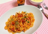 海老とツナのトマトパスタ