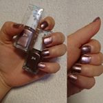 paネイルのメタリックカラー(*&acute;&omega;｀*)このメタリック感めっちゃ好き❤️塗ってから乾くまで結構早いし、一度塗りでこんだけしっかり(*&acute;&omega;｀*)お手頃価格やし全色集めたくなるね(*&acute;-`) #pa&hellip;のInstagram画像