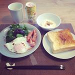 今日は朝昼兼用。ジンジャーマカ GEN-MYと一緒に♡ジンジャーマカ GEN-MYは玄米の甘みがあり、後味はジンジャーのピリッとした感じで健康にとっても良さそう(^^)風邪の時もい&hellip;のInstagram画像