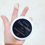 薬用美白トラネキノールジェルは薬用有効成分をW配合した美白オールインワンジェル！小さい子供がいると、なかなか自分のケアに時間が取れないので、優秀オールインワンジェルは必需品♡クリーム状のジェルでしっか&hellip;のInstagram画像