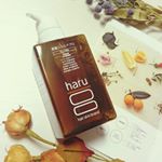 おはようございます☀🙋 最近の愛用シャンプーはこれ😌💓 「haru」❤ トリートメント不要❗なのに指通りはとってもなめらかでスルスル、サラサラになっちゃいます✨😍 詳しくはまた夜の投稿で♪&hellip;のInstagram画像