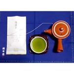 静岡・牧之原産 深蒸し茶　茜富士。深蒸し茶発祥の地といわれる静岡県牧之原産の茶葉を厳しい目と熟練の技でじっくり丁寧に蒸しあげた深蒸し茶😊普段飲んでるお茶よりも、香りが良い💕苦味や渋みが少なく味がま&hellip;のInstagram画像