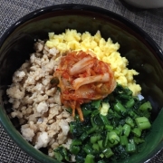 「眠り&胃腸に優しいカラフル丼」【美味しい寝！快眠レシピコンテスト】の投稿画像