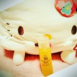 ハホニコさんの16油シャイニー モニターさせて頂きました٩(๑^o^๑)۶さらっとしたオイルでドライヤー前につけるとサラサラな髪に仕上がります！つけ心地は軽いのに艶が出て不思議💕オイルなのに重く&hellip;のInstagram画像
