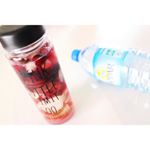 @hepar_official_jp 様よりフランス生まれの硬水エパーを頂きました♡フルーツたっぷりのデトックスウォーターに🍎..エパーには天然のマグネシウム、カルシウムがたっぷり&hellip;のInstagram画像