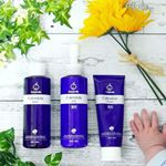 #babyskincare #mercicare幸い生まれてから２ヶ月ほどは#肌荒れ とは無縁だった息子ですが、生後３ヶ月頃から #乳児湿疹 をしのぐほどの酷い肌荒れを引き起こし中&hellip;薬を塗らな&hellip;のInstagram画像