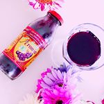 ブルガリア産有機アロニア100%果汁🍷🍾ポリフェノールはブルーベリーの約5倍✨抗酸化力が高く、アンチエイジングに良しとされるアロニア100%果汁をストレートで飲んでみました💕ブルーベリーの&hellip;のInstagram画像