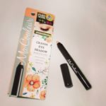 マクレール💚クレヨンアイシャドウ💚春の新色アプリコットをお試しさせていただきました😃♫ なめらかでやわらいテクスチャーお肌にぬりやすくて、まぶたにピタッと密着✨微粒子ラメで&hellip;のInstagram画像