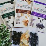 手軽に食物繊維が取れるヘルシースナッキング ✓ごぼうチップス〈瀬戸内レモン味〉✓サクサクわかめスナック✓＜国産丹波黒＞大粒うす甘納豆低カロリーでダイエット中でも気にせず食べれます。&hellip;のInstagram画像