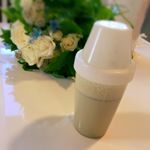 スーパーフードのモリンガ飲んでみました◡̈&hearts;︎いつも青汁のわたしには、甘いと思うほど飲みやすい♡！モリンガとは、90種の栄養素を含み、300種の病気を予防できると言われ、栄養不足のこどもたちに&hellip;のInstagram画像