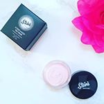 毛穴や肌の凹凸ツルンとカバーしてくれるメイク下地『スタインズ　ピンクプライマー 』さっとひと塗りするだけで、つるんとした毛穴レスな肌に～♪顔全体にも使えるけど、私は気になる毛穴や小鼻など部分使&hellip;のInstagram画像