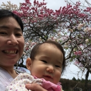 「始めてのお花見。」【当選後動画UP】アトピー性皮膚炎のお子様向けスキンケアモニター5名様大募集！の投稿画像