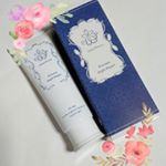 #洗い流さないパック #プリンセスナイトリペア パッケージ上品でかわいい(*≧з≦)#塗って寝るだけ#馬プラセンタ #コラーゲン #スクワラン が入った乳白色のクリームです♪最近は夜の&hellip;のInstagram画像