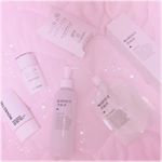 ..インスタライブで肌ケアの質問があったので今使ってるもの載せるね〜〜🛁💕.洗顔料のサボンドスムージーとオールインワン美容液保湿ゲル😊💕スムージー泡がすんごい濃厚💓💓💓&hellip;のInstagram画像