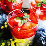 #ひんやりスイーツのうつわ #勝手にルノーブル40周年祭り #monipla #ブランド洋食器専門店ルノーブルファンサイト参加中  #いちご  #杏仁豆腐のInstagram画像