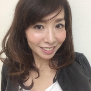 「写真」＜商品PRモデルとして活躍！＞年齢より若く見える方！＆年齢肌悩みで悩む方！募集の投稿画像