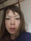 お肌が