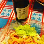 #オリーブジュース なんです‼️#オリーブオイル  #料理上手  ではないけれど#料理好きな人と繋がりたい#エビ#赤唐辛子#おうちごはん#次男少し早めの#誕生日会 &hellip;のInstagram画像