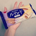 ルマンドアイス💕物欲しそうにしてたのかな、わたし。美味しくいただきました！スーパーでセール時は188円、税込203円かな？通常価格、コンビニだともうちょっとお高いような。高級アイス&hellip;のInstagram画像