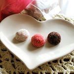 おとりよせネットのモニターでいただいた石けりホロロ。シンプルで素朴な味わい。アーモンドの存在がしっかり感じられて、素材の味がいきた可愛いスイーツ🖤プレーン、ココア、ストロベリー味が楽しめます(*&acute;&nabla;｀&hellip;のInstagram画像