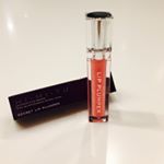 おすすめのリッププランパー♡細胞レベルで刺激してボリュームアップするアンチエイジングリップ。まるで「塗る、唇のヒアルロン酸注射」のように塗ることで唇のシワ改善、ボリュームアップ、輪郭がはっきり&hellip;のInstagram画像