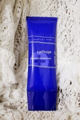 口コミ：ハリくすみの気になる年齢肌に！EGF配合「ラ プラージュ オールインワンジェル」　の画像（1枚目）