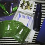 導入美容液が届きました🎁今日から使ってみよーっと✨大人の乾燥・敏感で揺らぐ肌の不調を自律するエイジングケア✨この１本で２ヶ月分お肌に変化がでるのでしょーかーーー✨#&hellip;のInstagram画像
