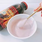 アロニアジュース🍹🍇✨・ポリフェノールとアントシアニンがいっぱい含まれていて、さらには抗酸化力が高く活性酸素を消去してくれるらしい🙄✨✨・美容にもダイエットにも、毎日のスマホでお疲れの&hellip;のInstagram画像