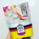 👀サロンフットの炭酸バブルタブレット、継続して使用中です(^^)シュワシュワの泡でくるくると汚れを落とした後のフットバスがくせになります❤️寒いので温活もできて一石二鳥です♬.#イ&hellip;のInstagram画像