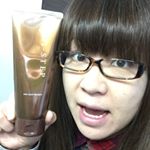 . ハイステップヘアカラートリートメントを使ってみた結果....3回目で結構白髪が落ち着いた。1回目油断してノー手袋で染めたら、手が染まってしまった...そのくらいトリートメントだけど&hellip;のInstagram画像