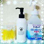 ママケア使ってみました！家事の合間にすばやくケアと言うだけあって本当にベタつきません！伸びもいいので経済的にもよさそうです(*^_^*) 手荒れがひどいので染みて使えないハンドクリームも多いのです&hellip;のInstagram画像