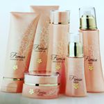 フィオライズスキンケアの贅沢なサンプルセットをモニターさせて頂きました✨✨自然の素材、自然の技術を活かしたスキンケアシリーズ🌸モチモチのハリ肌に🎵#フィオライズ #cosmets #恋した&hellip;のInstagram画像