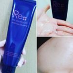 モイストゲルクレンジングのモニターをさせて頂きました♡使ってます感満載の写真ですいません(笑)こんにゃくスクラブが入ってるダブル洗顔不要のクレンジングゲルです。少し固めのゲルで、優しく&hellip;のInstagram画像