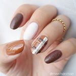 .この冬ピッタリの#ItNAIL の#モヘアネイル 😆💕ブランケットネイルをする予定でしたが、ただの#チェックネイル にしちゃいました😂👌💖.質感伝わるかな～😅液繊維が入っていて、&hellip;のInstagram画像