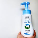 #Leivy の#foamingfacialwash を#プレゼント してもらいました &hearts; ✓ゴートミルク✓﻿アボカドオイル✓﻿ザクロエキスが入っていて#保湿 はもちろん#皮膚の保護と&hellip;のInstagram画像