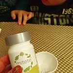 食べず嫌いが多い長男と 食べるの大好きお菓子も食べ過ぎの次男に キッズサプリをご紹介いただきました🎵白いハートの可愛いサプリは、パイン味で甘くて美味しいみたい❤️一日3粒喜んで食べてくれるので&hellip;のInstagram画像