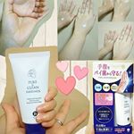 消毒ハンドミルクを使ってみました🎵手指を消毒しながら同時に保湿も叶える#ハンドミルク 🌻 これは3歳の子供がいる私には特に嬉しいアイテム！ 外出時の手を洗えない時に助かります😆クリームとい&hellip;のInstagram画像