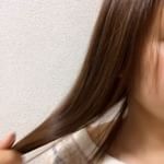 見てください！このツヤ！！大好きな#ハホニコ さんの#チョコレ のシャンプー&トリートメント使用してます。ちなみに明日も美容室で#ハホニコトリートメント してきます（笑）香りはシャ&hellip;のInstagram画像