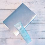 白い美肌を目指すべく美白始めました🙈💕#シズカゲル はNYで20年以上エステティシャンとして活躍しているshizukaさんと、著名な皮膚科医の夫の協力をもとに作られた薬用美白ゲル❤️皮膚科医が&hellip;のInstagram画像