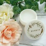 .#株式会社黒龍堂 様の#ハイスキンエッセンスリッチバーム をお試しさせて頂きました☺💕.手のひらサイズのオシャレでコンパクトな#発酵ボタニカル美容 のバーム✨体温で溶けるので、スーッ&hellip;のInstagram画像