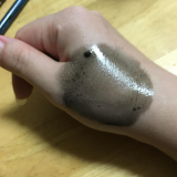 「真っ黒な見た目にビックリ!!(&acute;&deg;д&deg;`)」の画像