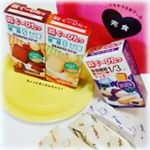 ❤@narisup_cosmetics 様より安定の美味しさ💕ぐーぴたっ▫️写真❷息子が早速&hellip;食いつきました（笑）今夜選んだのは、ブルーベリーチーズケーキ😆写真撮るのに&hellip;のInstagram画像