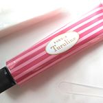 ..初めての脱毛ワックス✨✨.腕のムダ毛はこの為に伸ばしたものだから気にしないでください🤛🏻🤛🏻.トゥルリーヌのワックスは硬め。出しにくい、塗りにくいという口コミが&hellip;のInstagram画像