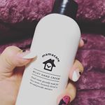 #ママケア #おしゃれ #ハンドクリーム #インテリア雑貨 #家事の合間 #リトルママ #ナリスアップ #monipla #ナリスアップコスメティックスファンサイト参加中ママケアハンドクリーム&hellip;のInstagram画像