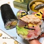 👹おにちゃん恵方巻き👹*今日は節分だから恵方巻き作りました！鬼に見えるかな？*今年は17粒福豆が食べられる😋毎年ひと粒ずつ増えるから嬉しいけど誕生日が10日後なのでなんだか損した気分&hellip;&hellip;のInstagram画像