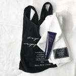 ..リ・ダーマラボ様からモイストゲルクレンジングをいただきました.毛穴ケア大好きな私これ、とっても良かった！！ダブル洗顔不要でこんにゃくスクラブ入りジェルこ中につぶつぶ&hellip;のInstagram画像