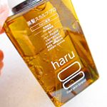 川＾０＾川*100%天然由来のオールインワンシャンプーharuをお試しさせて頂きました✌️ずっとお試ししたかったものなんです。使ってみて、地肌がかなりスッキリ＆髪の根元のボリュームが少&hellip;のInstagram画像