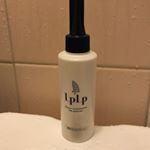 LPLPのクレンジングジェル以前から頭皮の乾燥とかゆみが気になってて使用。シャンプーの前に頭皮全体にジェルつけてマッサージするだけで頭皮の汚れがとれてシャンプーも泡立ちのよさアップ✨ジ&hellip;のInstagram画像