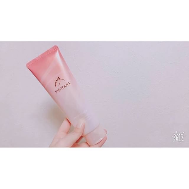 口コミ投稿：+4℃の温感クレンジングで、毛穴の奥までスッキリつるん(^_^)美容液成分をたっぷり91.…